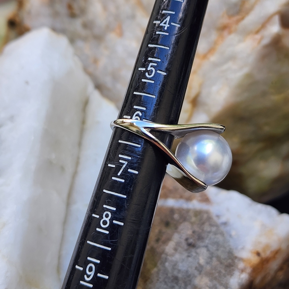 Cult Gaia Jewelry White Rhodium Gold Plated Ring Large Faux White Pearl - Picture 6 of 10